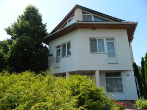 SEZLON APARTMAN